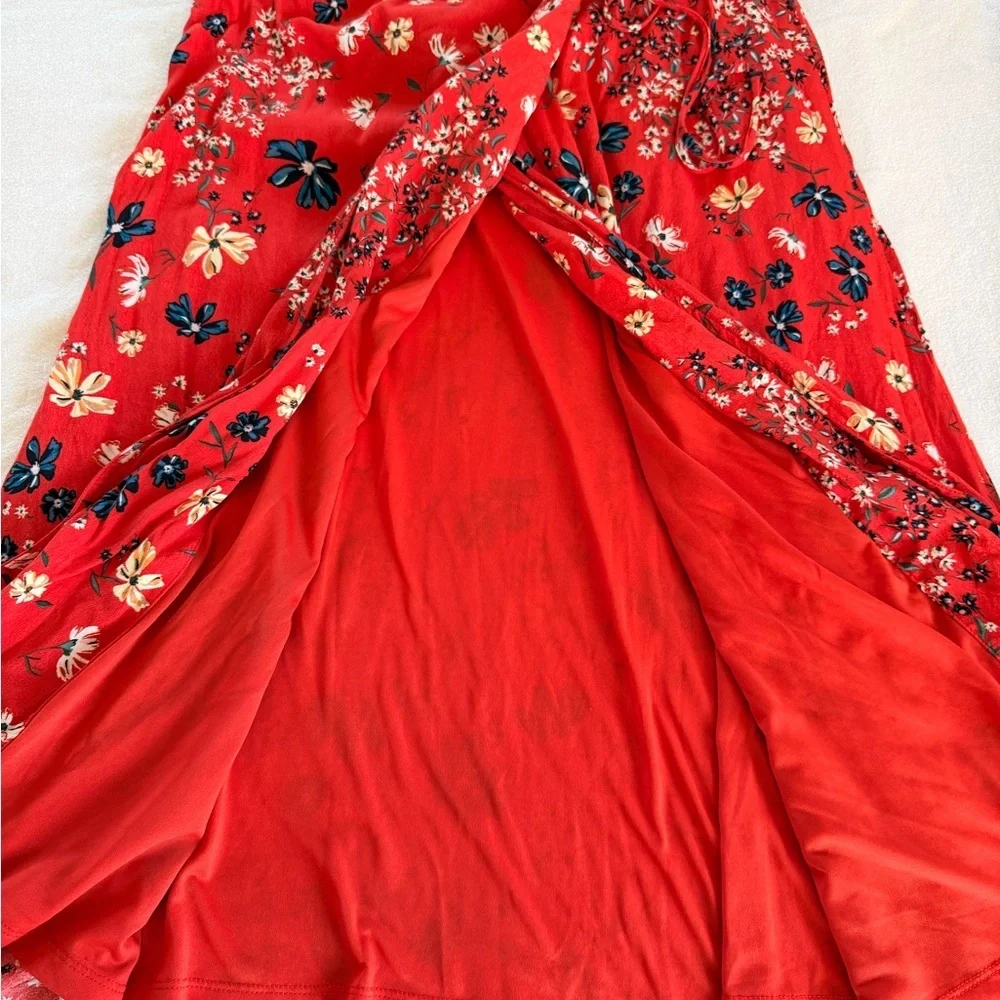 Cottagecore Red Floral Flowy Boho Tomato Midi Wrap Dress Feminine Size 8 H&M - Picture 6 of 15